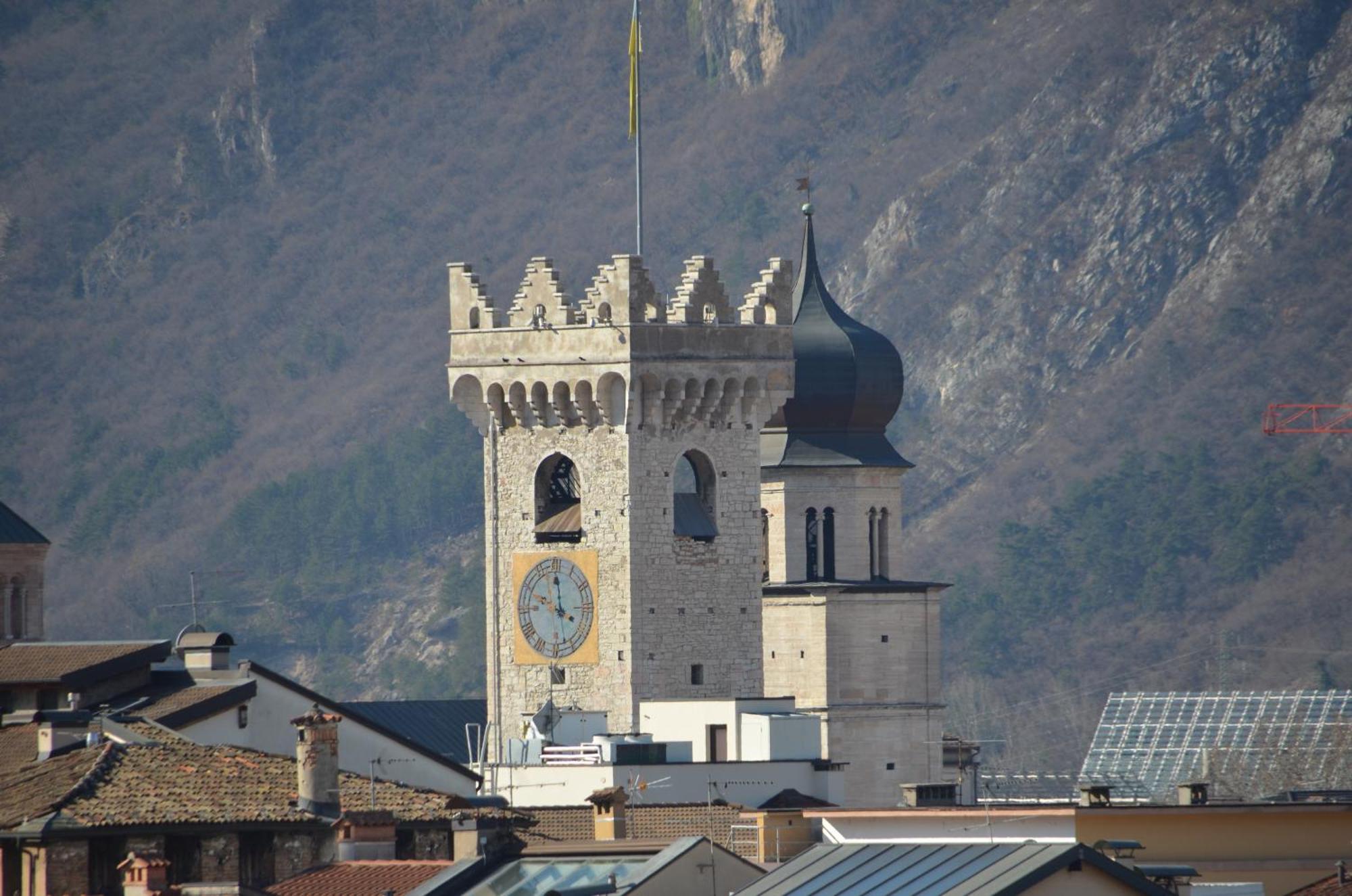 B&B La Loggia Del Castello Trento Exterior photo