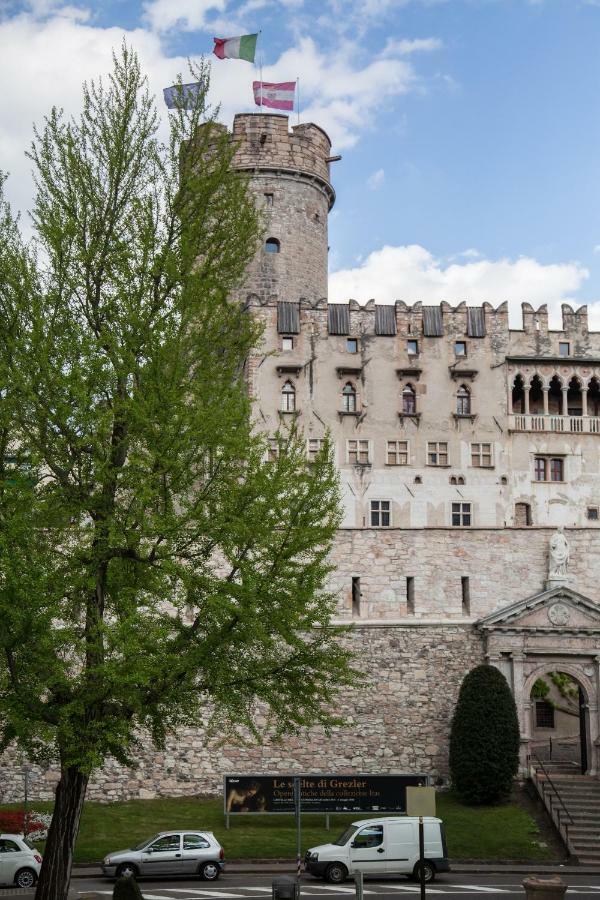 B&B La Loggia Del Castello Trento Exterior photo